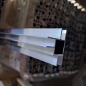 Quadratisches Aluminiumprofil mit Eckschienen – 20x20x2 mm - roh - 200 cm (Klemp) Quadratisches Aluminiumprofil mit Eckschienen – 20x20x2 mm - roh - 200 cm (Klemp)